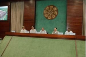 *मानसून सत्र से पहले सर्वदलीय बैठक: 40 दलों के 58 नेताओं ने संसद की रणनीति पर रखे अपने विचार, सरकार बोली – हर मुद्दे पर चर्चा को तैयार*