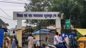 *सूरजपुर में फर्जी आधार कार्ड का बड़ा खेल: बेटे ने पिता का नाम बदलकर कराई आरोपियों की जमानत, पुलिस ने दबोचा, अंबिकापुर में भी खुला कनेक्शन*